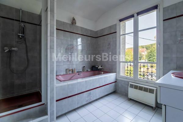 Maison individuelle 5 pièces avec sous-sol total