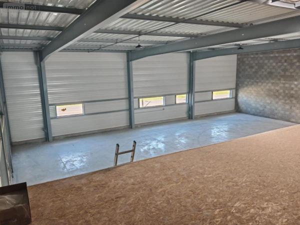 Entrepôt et bureaux à vendre à Pacé en Ille-et-Vilaine (35740), ref : 35056-1411