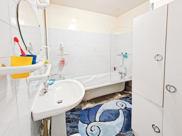 Appartement Arpajon de 4 pièces de 86 m2 avec 3 chambres, cave et terrasse.