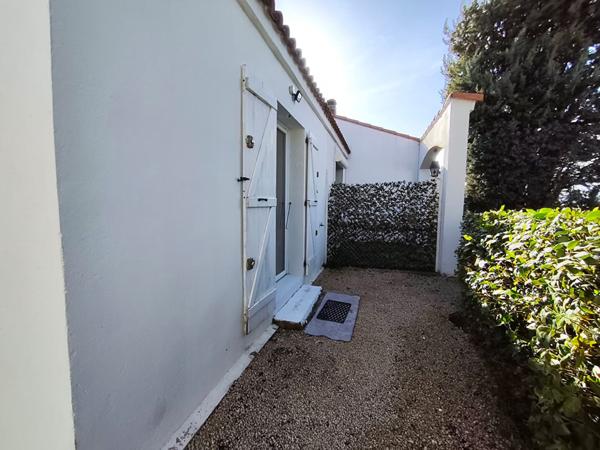 Appartement Vitrolles 2 pièce(s) 30.70 m2