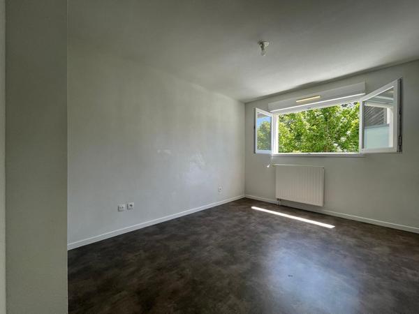 Appartement Nantes 3 pièces + parking privatif en sous-sol - facultés