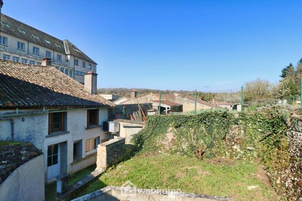 Maison de ville 124 m² à Valence-en-Poitou 86700