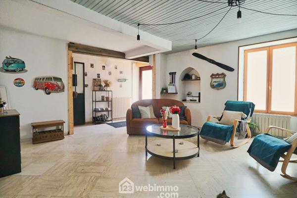 Maison de ville 124 m² à Valence-en-Poitou 86700