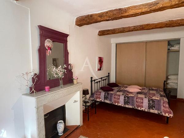 APPARTEMENT DE CHARME À QUINSON 67M2