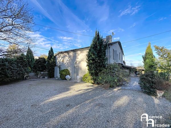 TRES BELLE DEMEURE rénovée en PIERRE Sainte-Foy-la-Grande (33220)