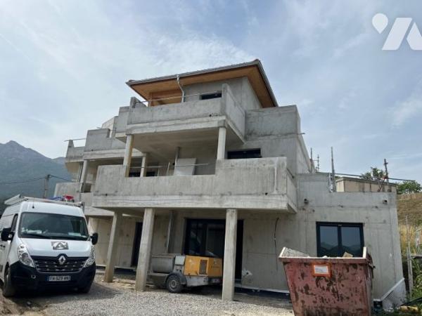 Proche Centre-ville, bus - Appartement neuf T3 de 63 m² avec terrasse de 40 m² - Parking - Cave ...