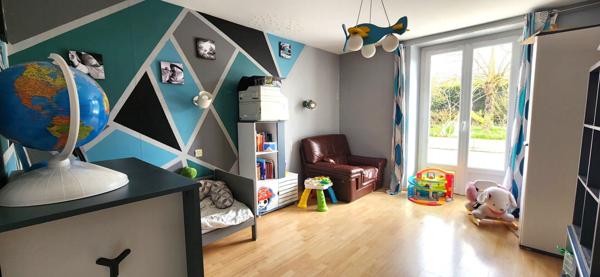 PAYRE - MAISON - LONGERE - 6 CHAMBRES - GARAGE - JARDIN