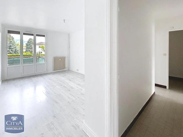 Appartement à vendre 4 pièces 61m² Saint-Marcellin (38160)