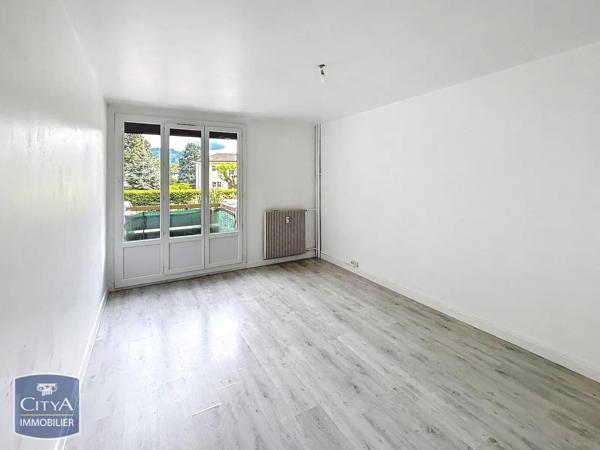 Appartement à vendre 4 pièces 61m² Saint-Marcellin (38160)