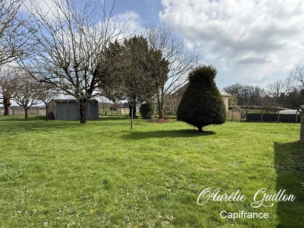 Maison en pierre à réhabiliter – Hangar et beau terrain de 1300 m2 avec puits – Ploërmel