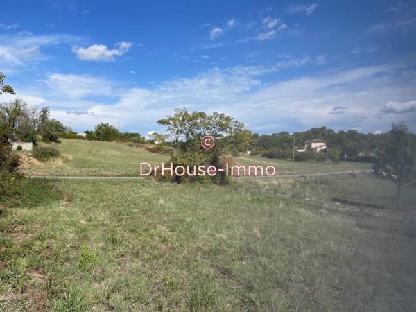 Terrain à vendre de 1 572 m²