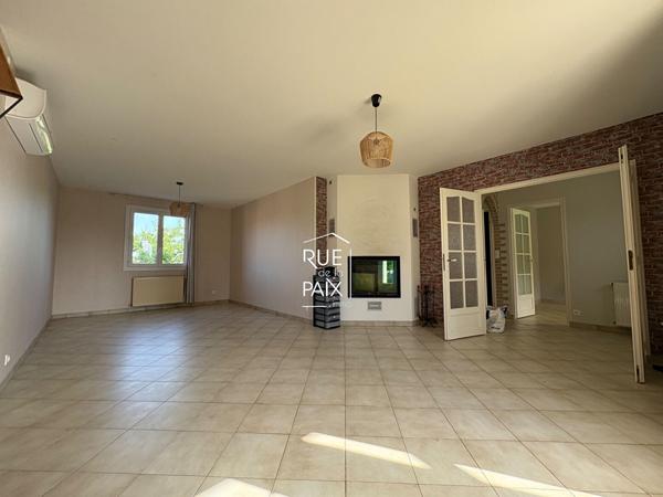 79400 EXIREUIL Maison Exireuil 5 pièces 141 m2