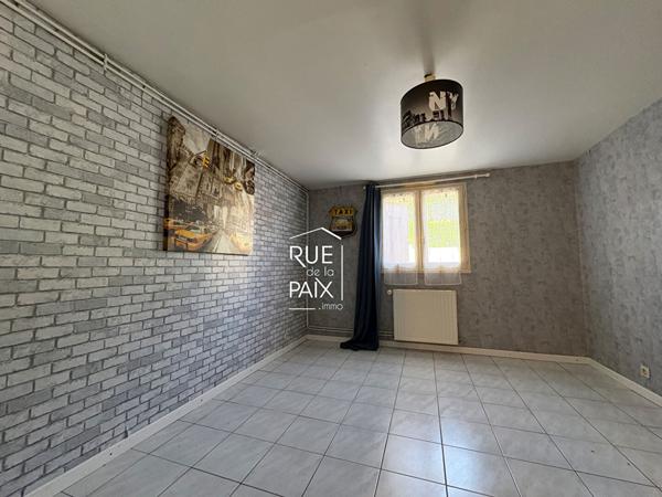 79400 EXIREUIL Maison Exireuil 5 pièces 141 m2