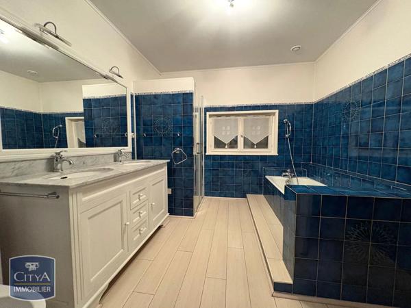 Maison à louer 4 pièces 122.65m²