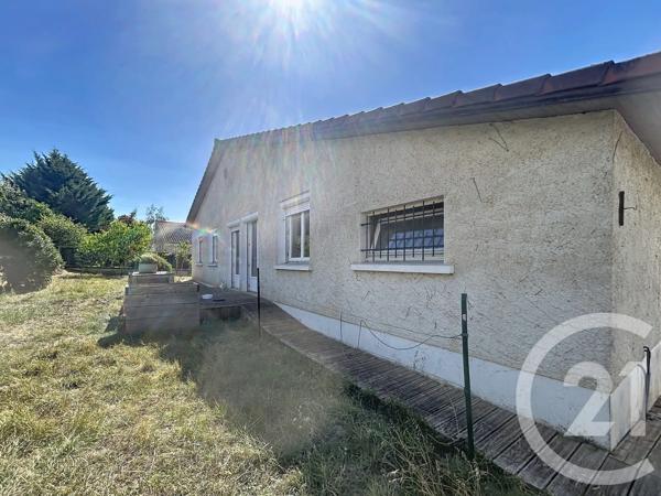 Maison à vendre  5 pièces - 97,18 m 2   CASTERA VERDUZAN  - 32
