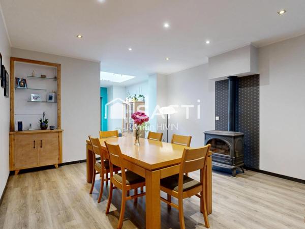 Maison familiale 230 m², jardin 575 m² et grand garage