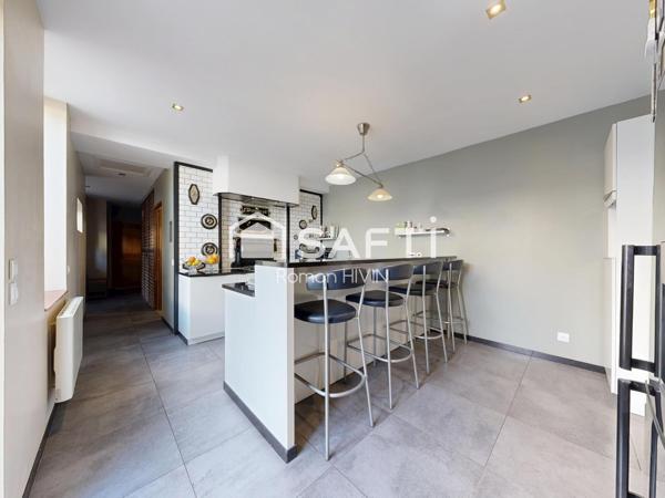 Maison familiale 230 m², jardin 575 m² et grand garage