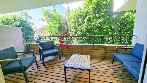 Location grand 2 P meublé de standing - garage et piscine