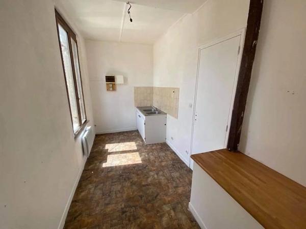 Vente                                                      Maison
                        
                     6 pièces                      112 m2                     à Villers-Cotterêts