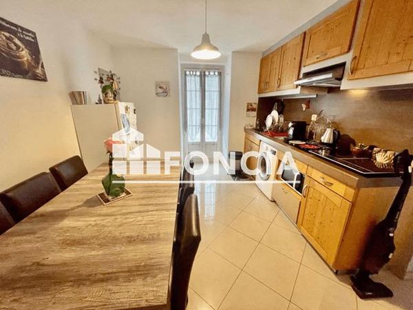 Location Appartement 2 pièces 41.65 m² - 2 RUE JEAN COURRET Marignane 13700