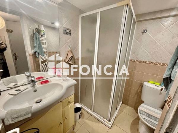 Location Appartement 2 pièces 41.65 m² - 2 RUE JEAN COURRET Marignane 13700