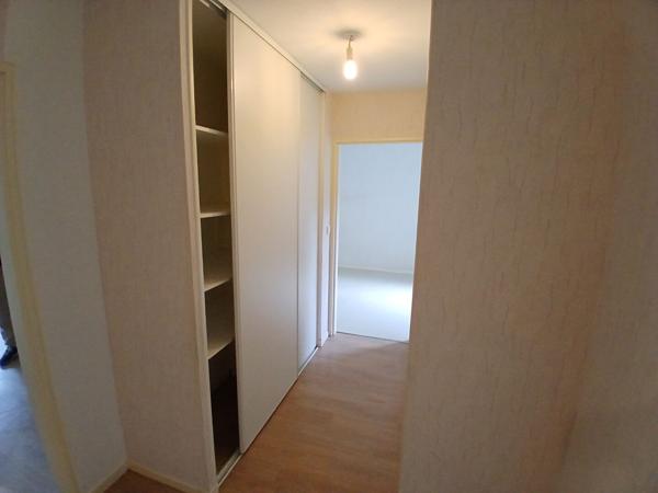 Appartement T4 Gazonfier dans résidence calme