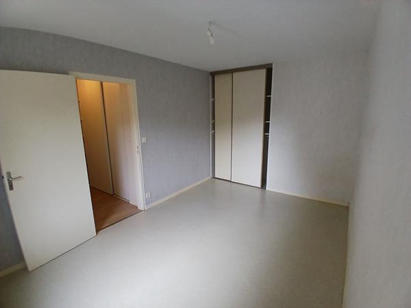 Appartement T4 Gazonfier dans résidence calme