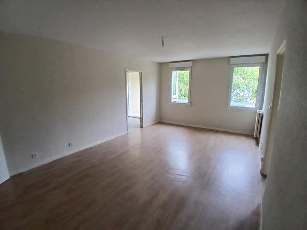 Appartement T4 Gazonfier dans résidence calme