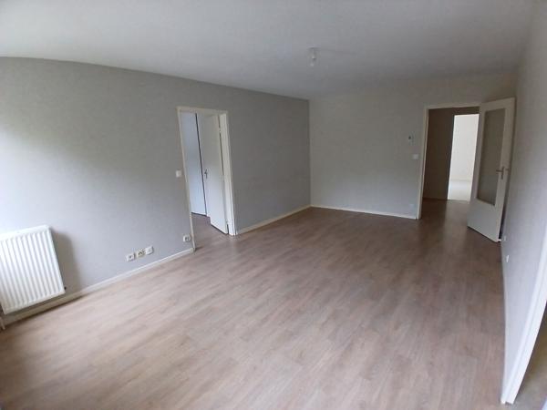 Appartement T4 Gazonfier dans résidence calme