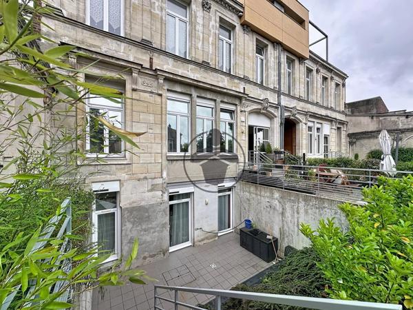 Vente                                                      Appartement
                        
                     6 pièces                      125 m2                     à Saint-Quentin