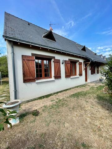 BRISSAC  - RARE SUR LE SECTEUR  - MAISON AU CALME, 4 CHAMBRES + BUREAU, GARAGE 30 m² ET 80 m² DE COMBLES AMÉNAGEABLES