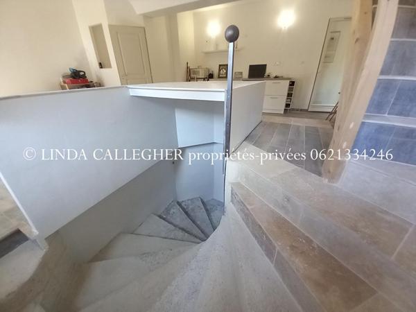 Appartement Pezenas 5 pièce(s) 125 m2