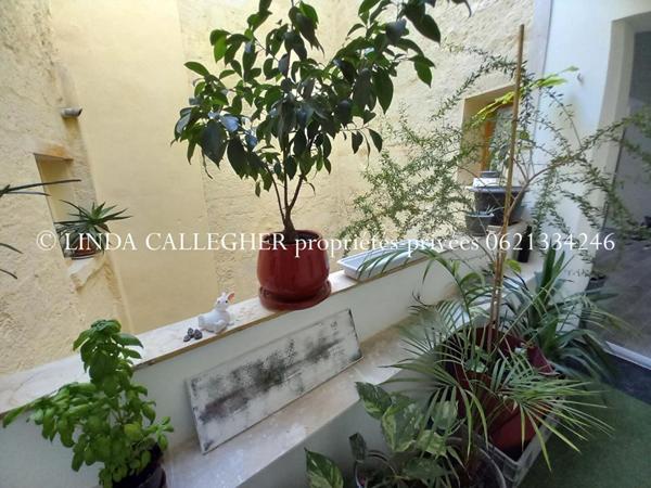Appartement Pezenas 5 pièce(s) 125 m2