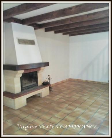 Maison à vendre 4 pièces SAINT JEAN D'ANGELY (17) avec jardin et garage