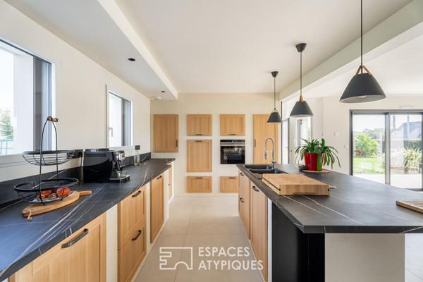 Contemporaine entre bord de Vilaine et bord de mer