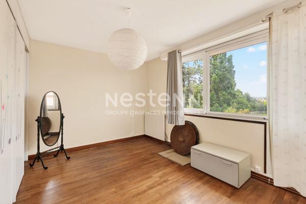 APPARTEMENT 2 CHAMBRES 2 BALCONS AVEC GARAGE QUARTIER ROBIEN