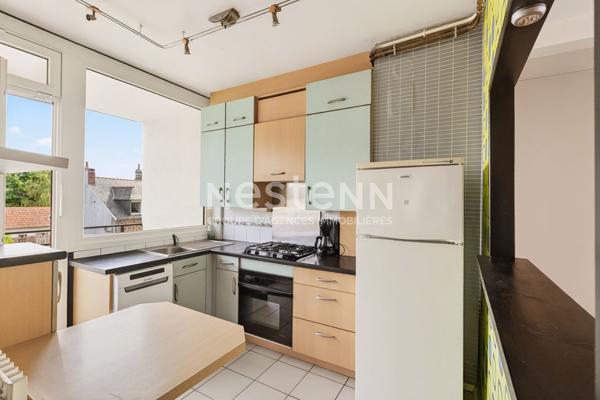 APPARTEMENT 2 CHAMBRES 2 BALCONS AVEC GARAGE QUARTIER ROBIEN