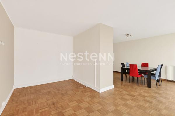 APPARTEMENT 2 CHAMBRES 2 BALCONS AVEC GARAGE QUARTIER ROBIEN