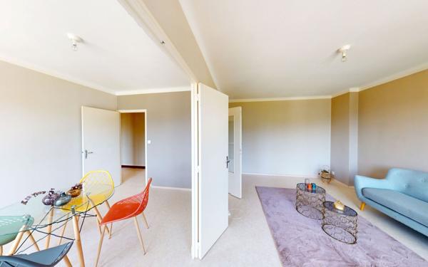 Appartement à vendre    3 pièces • 76,73 m2 Le Monastère