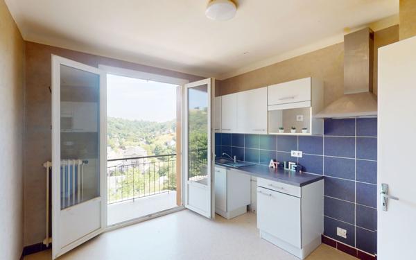 Appartement à vendre    3 pièces • 76,73 m2 Le Monastère