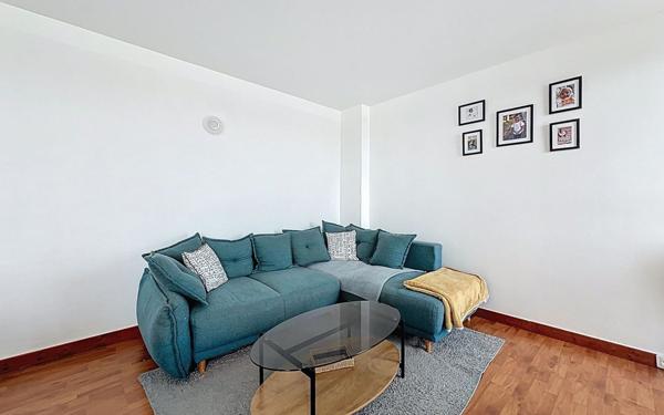 Appartement à vendre    3 pièces • 70,71 m2 Brunoy