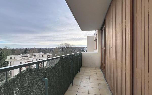 Appartement à vendre    3 pièces • 70,71 m2 Brunoy