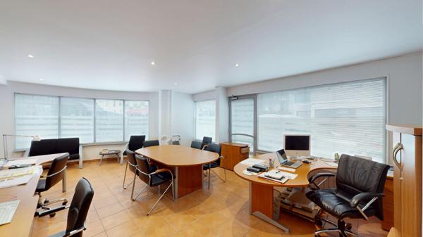 Local commercial 156 m2