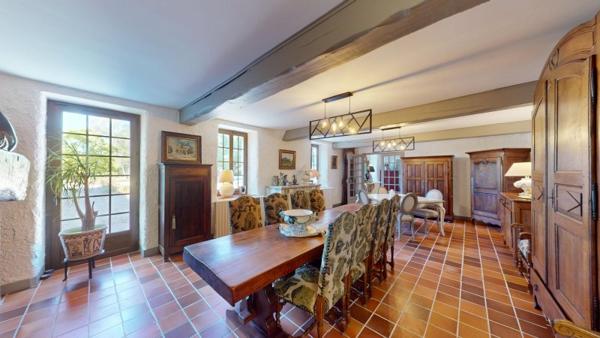 Vente / Corps de ferme à Beaune-la-Rolande (45340)