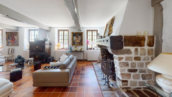 Vente / Corps de ferme à Beaune-la-Rolande (45340)