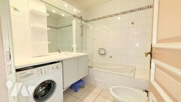 Appartement T4, cave et garage