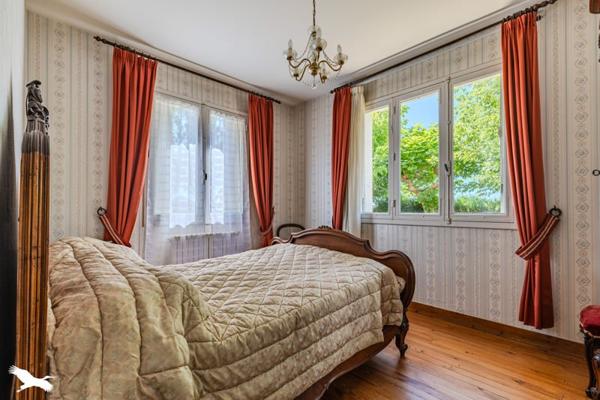 Maison à vendre |  Saint-Émilion |  7 pièces | 128 m²