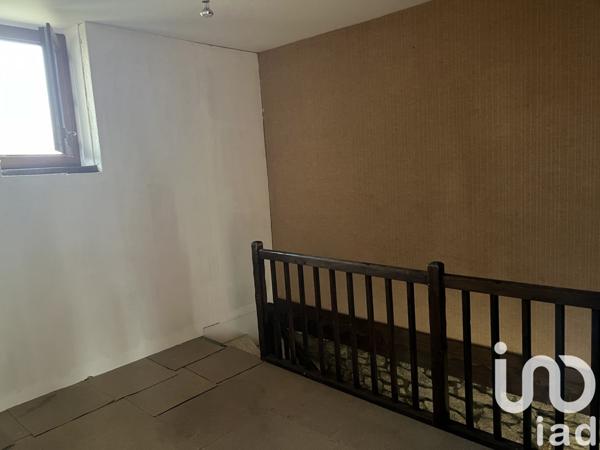 Maison 5 pièces de 135 m² à Saint-Sulpice-les-Feuilles (87160)