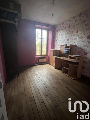 Maison 5 pièces de 135 m² à Saint-Sulpice-les-Feuilles (87160)