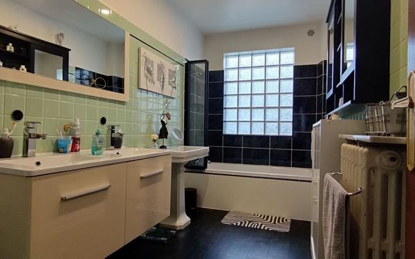 Maison à vendre    4 pièces • 134,90 m2 Champigny-sur-Marne